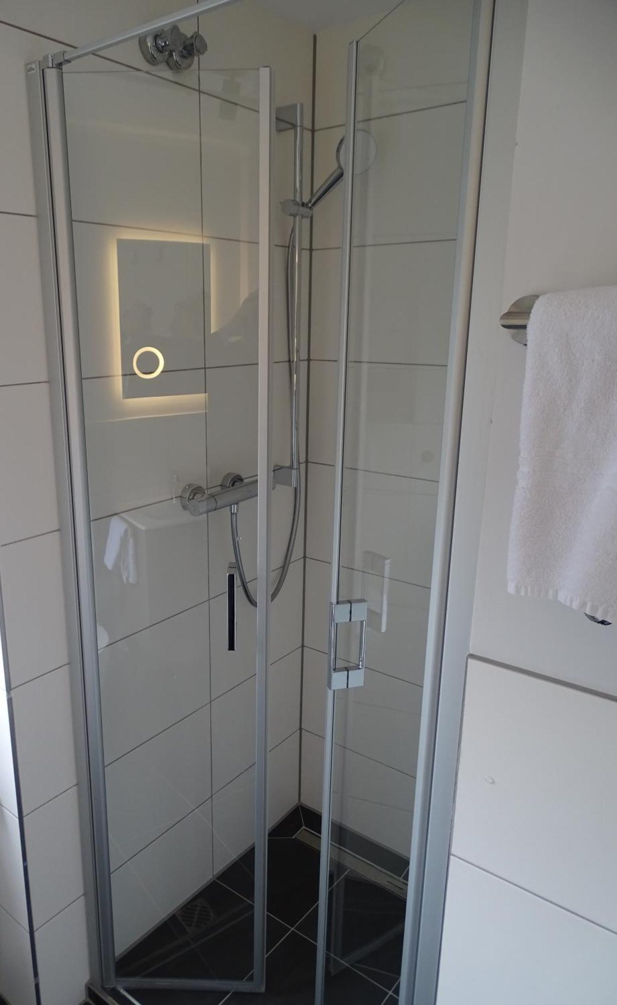 Hotel Zur Therme Westernkotten Zewnętrze zdjęcie