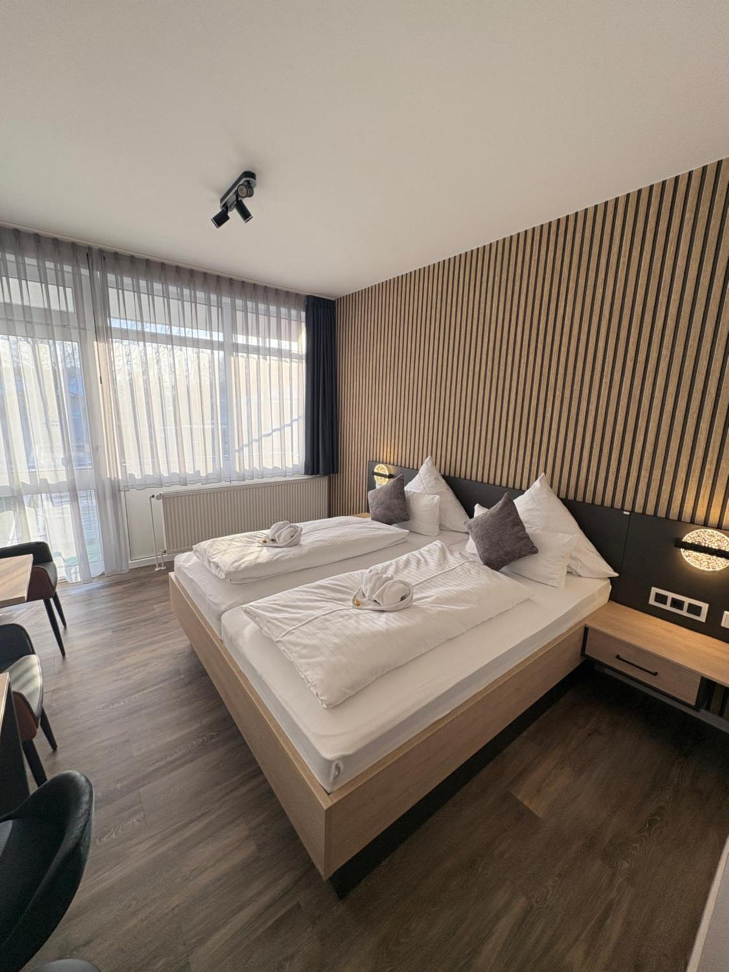 Hotel Zur Therme Westernkotten Zewnętrze zdjęcie